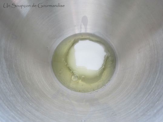 Gâteau abricot-romarin 26